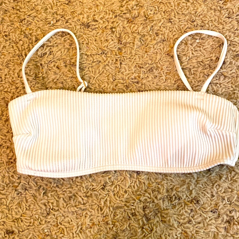 White Hollister bikini top size XS
